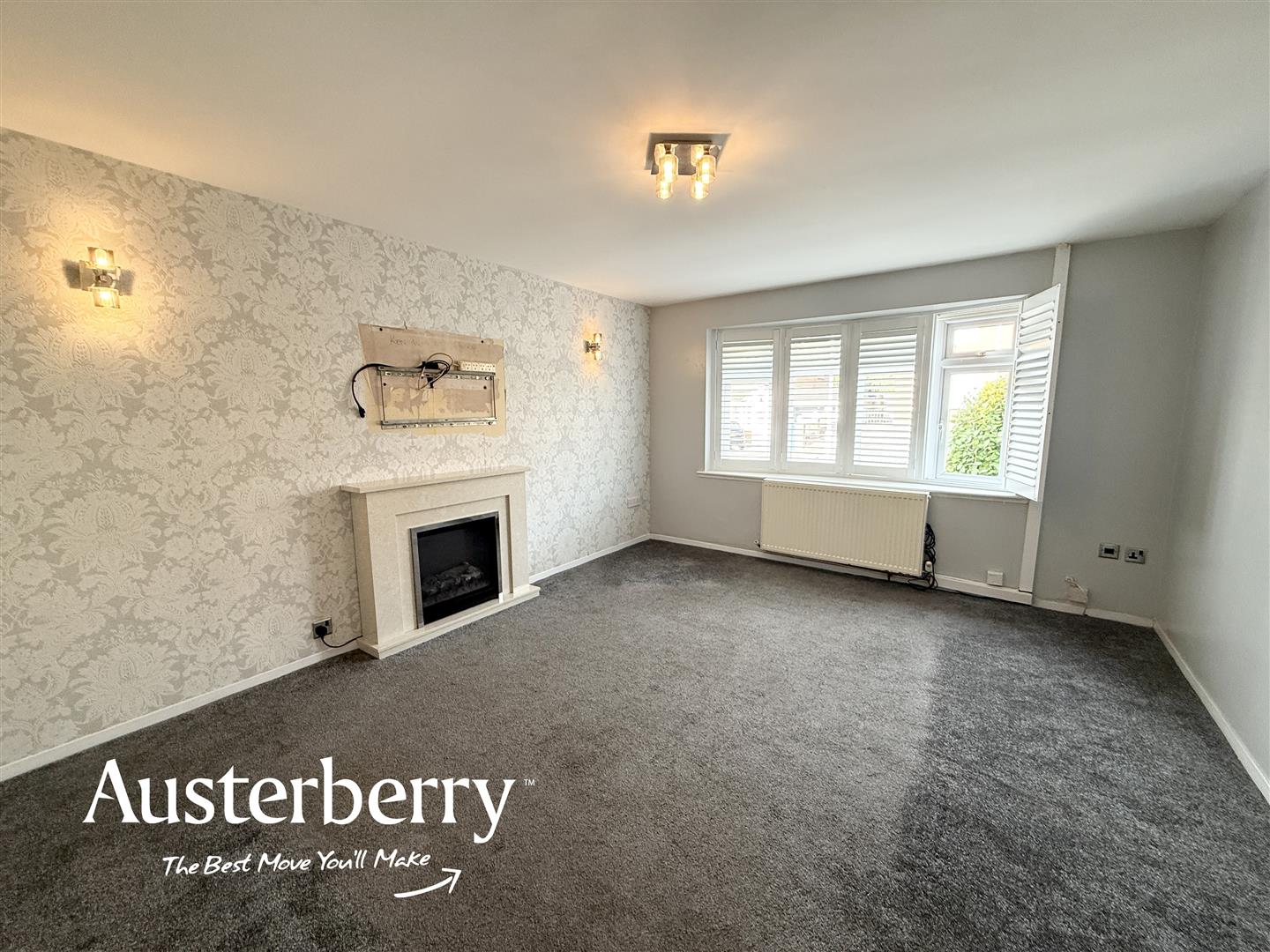 2 bed property in Neath Close, Stoke-On-Trent